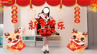 糖心Vlog 新年首炮蜜汁嫩穴調教 極粉白虎無情榨幹久積精液 蘿莉小奈